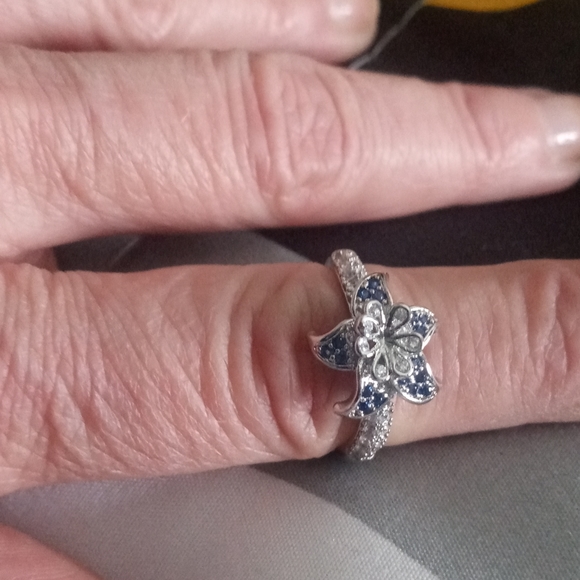 Ring - Picture 2 of 2